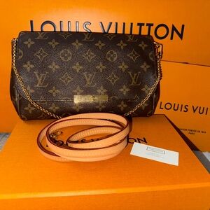 Louis Vuitton Favorite in Monogram